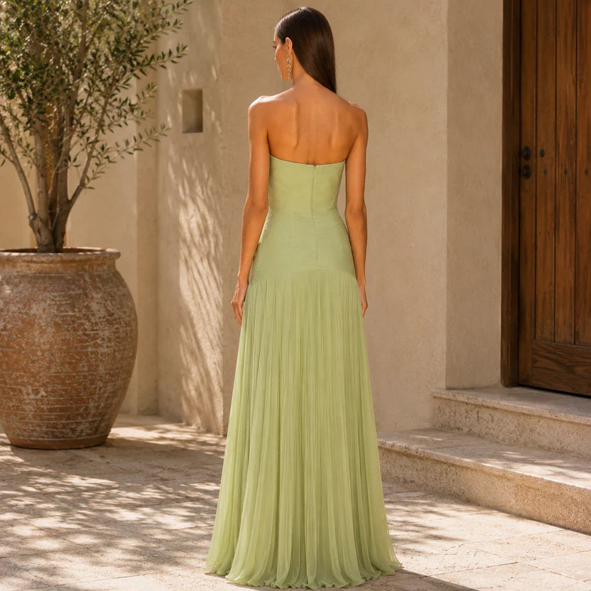 ALEXIA™ | Elegancia Sofisticada que Estiliza con Delicadeza